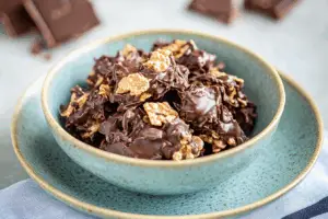 Peanut Butter Chocolate Corn Flakes Clusters